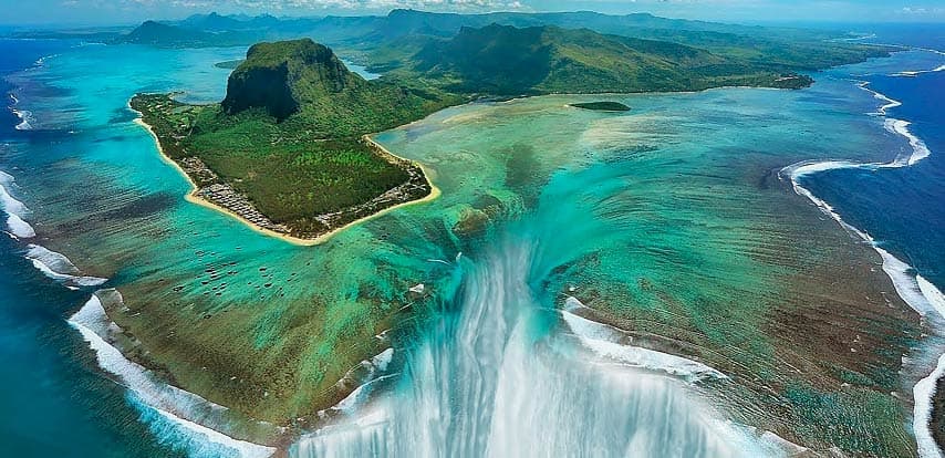SSR Airport to Le Morne Private Transfer